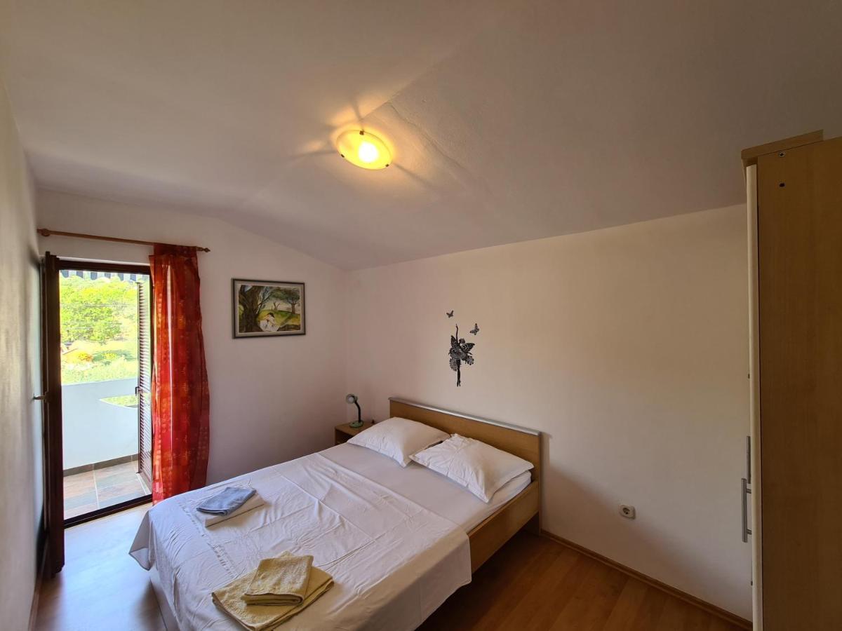 Apartmani Cosic Ante Dobropoljana Extérieur photo