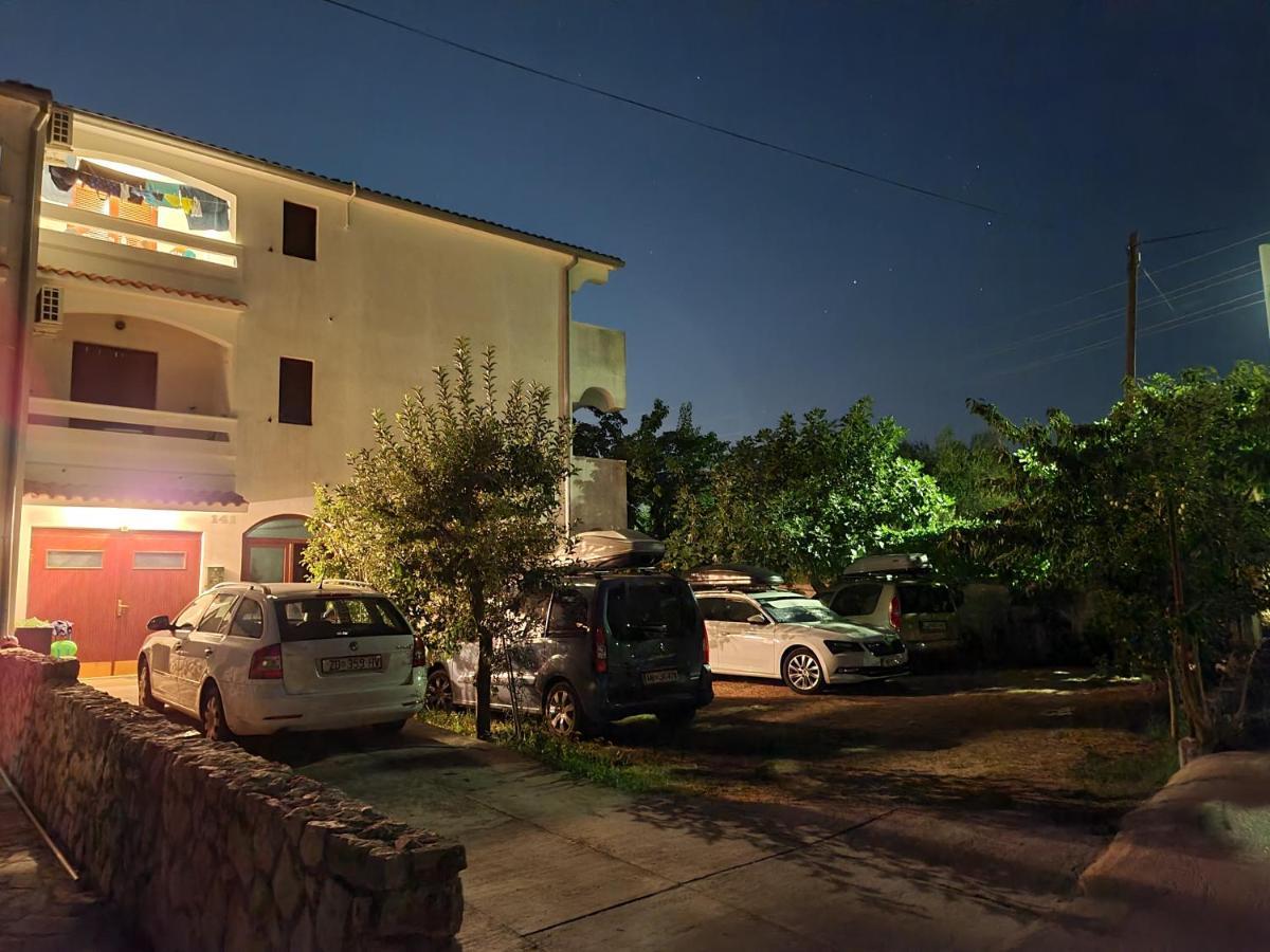 Apartmani Cosic Ante Dobropoljana Extérieur photo